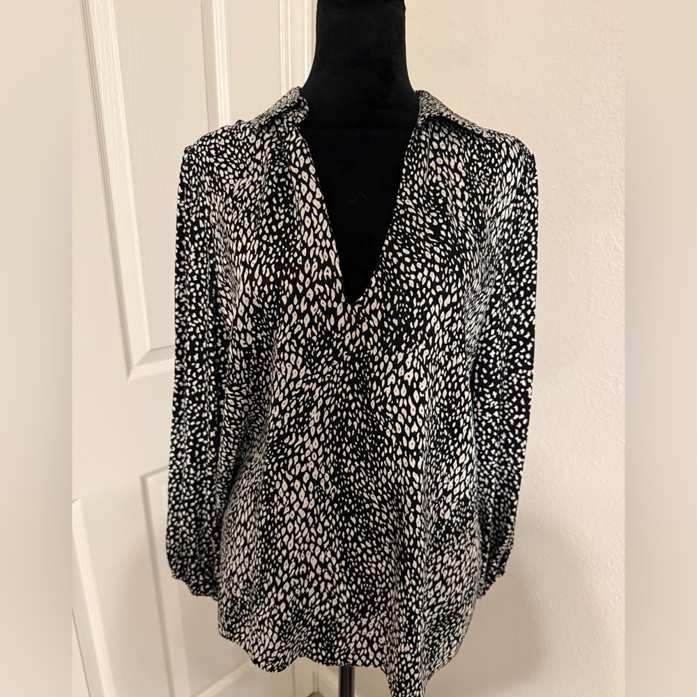 Alice + Olivia Black and White Textured Blouse